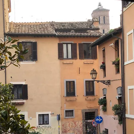 Trastevere Numero 28 דירה